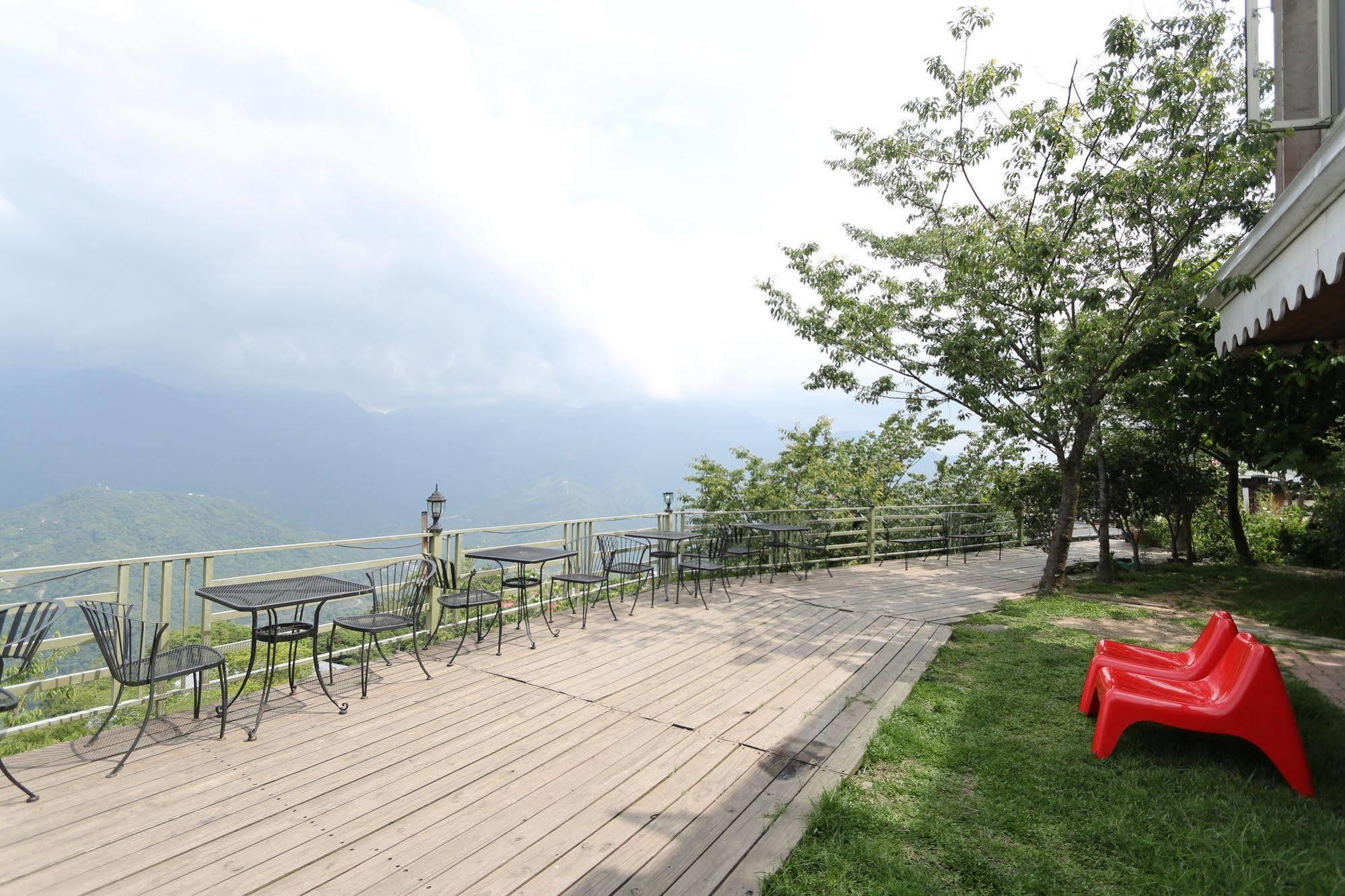 Villa Relax Renai Bagian luar foto